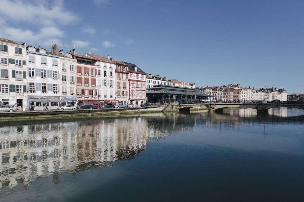 Hotel Mercure Bayonne Centre Le Grand Hotel Екстериор снимка