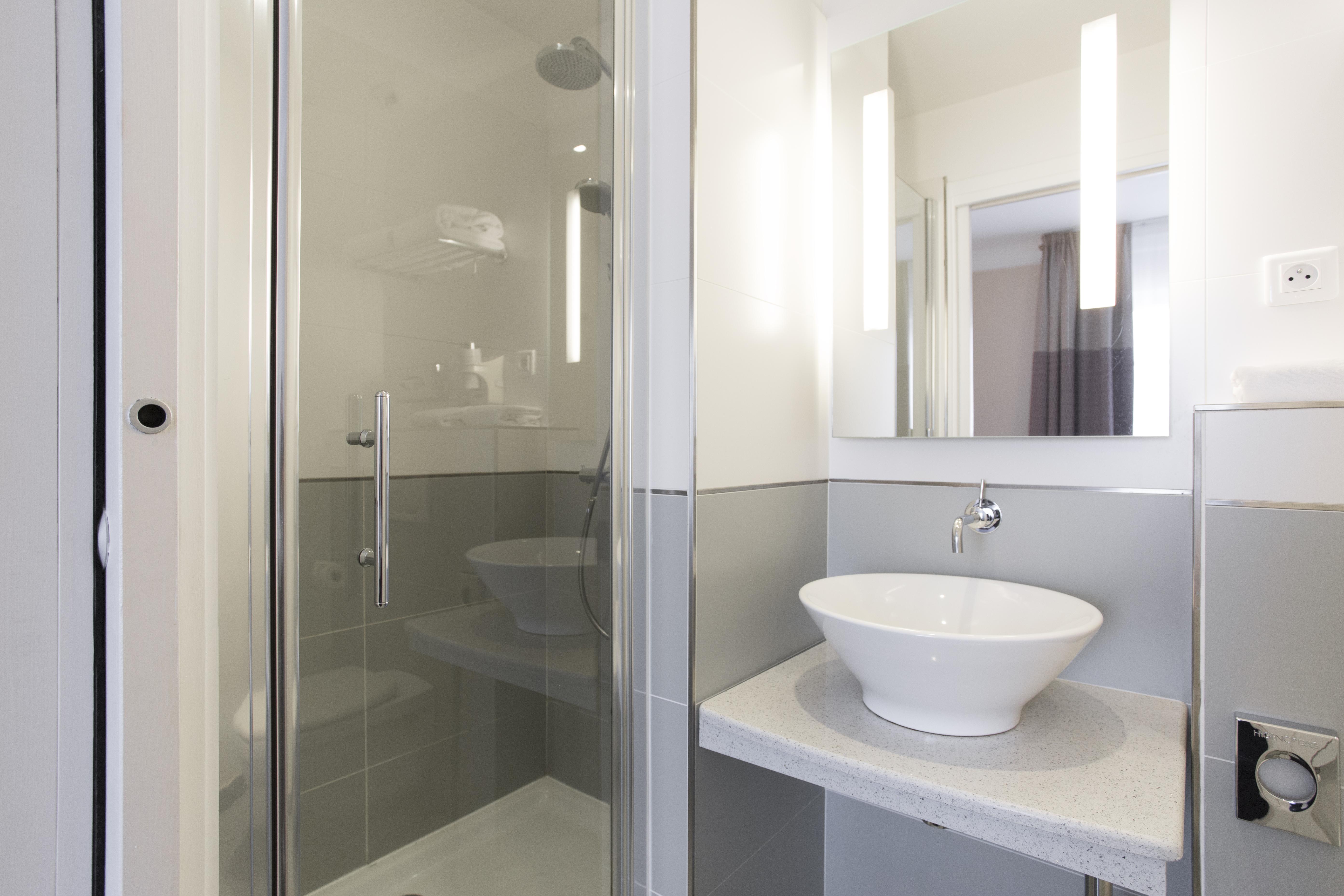 Hotel Mercure Bayonne Centre Le Grand Hotel Екстериор снимка