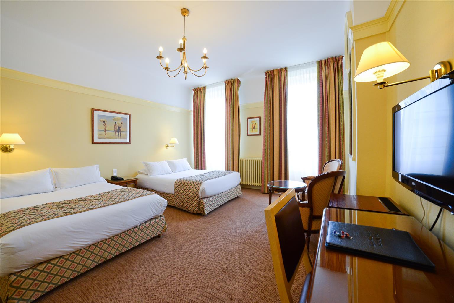 Hotel Mercure Bayonne Centre Le Grand Hotel Екстериор снимка