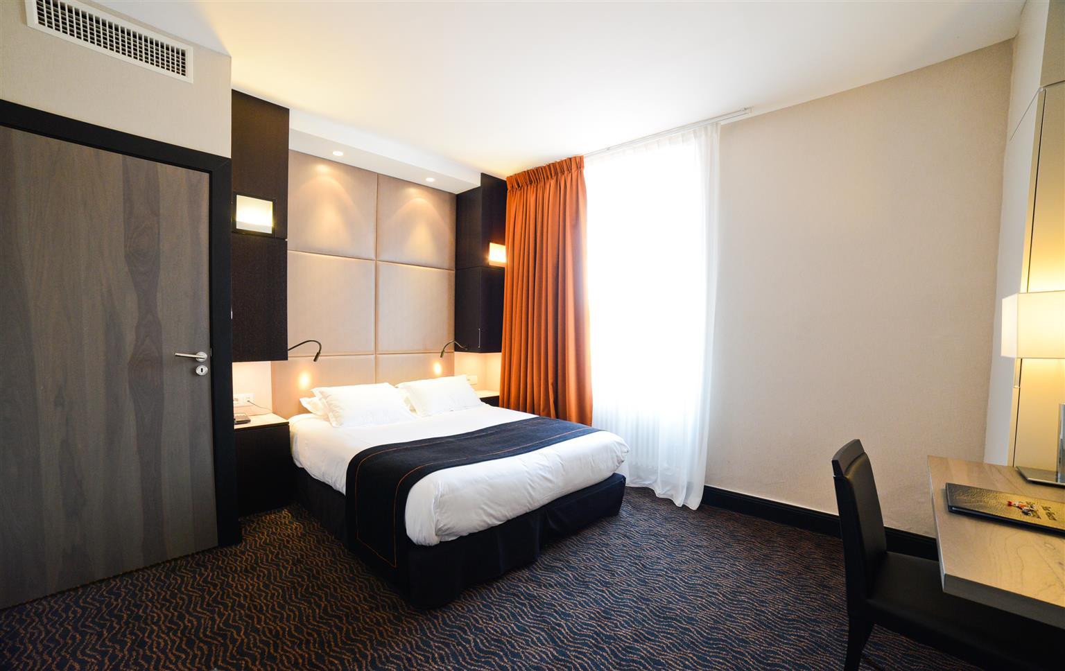 Hotel Mercure Bayonne Centre Le Grand Hotel Стая снимка